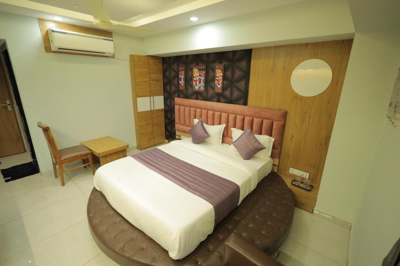 Hotel Rk Fortune Amhedabad Dış mekan fotoğraf